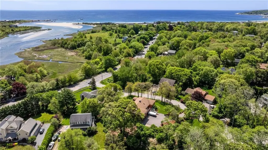 11 Cove Road Narragansett RI 02882