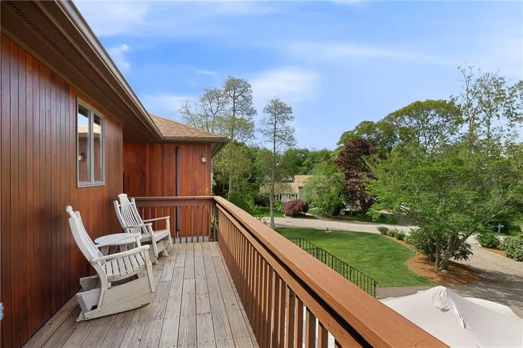 11 Cove Road Narragansett RI 02882