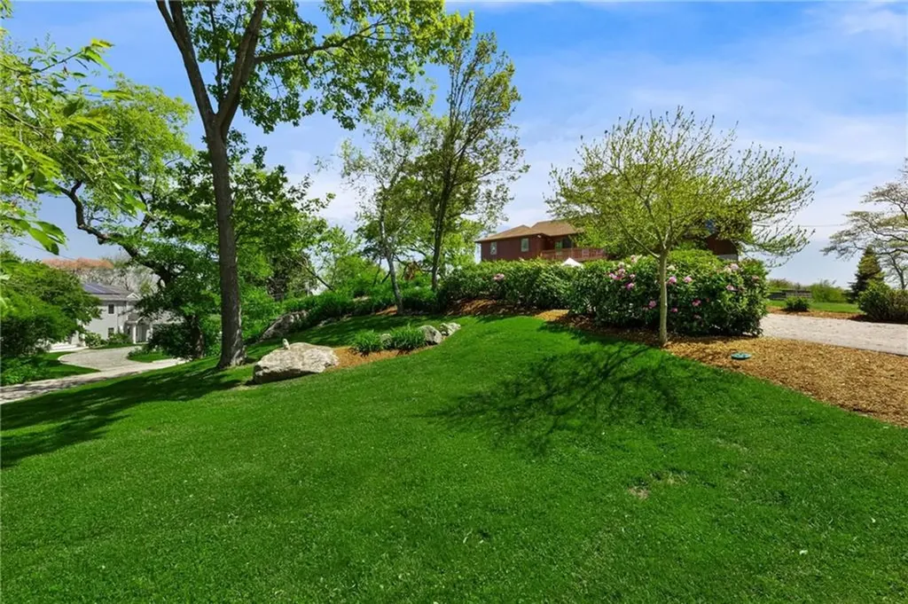 11 Cove Road Narragansett RI 02882