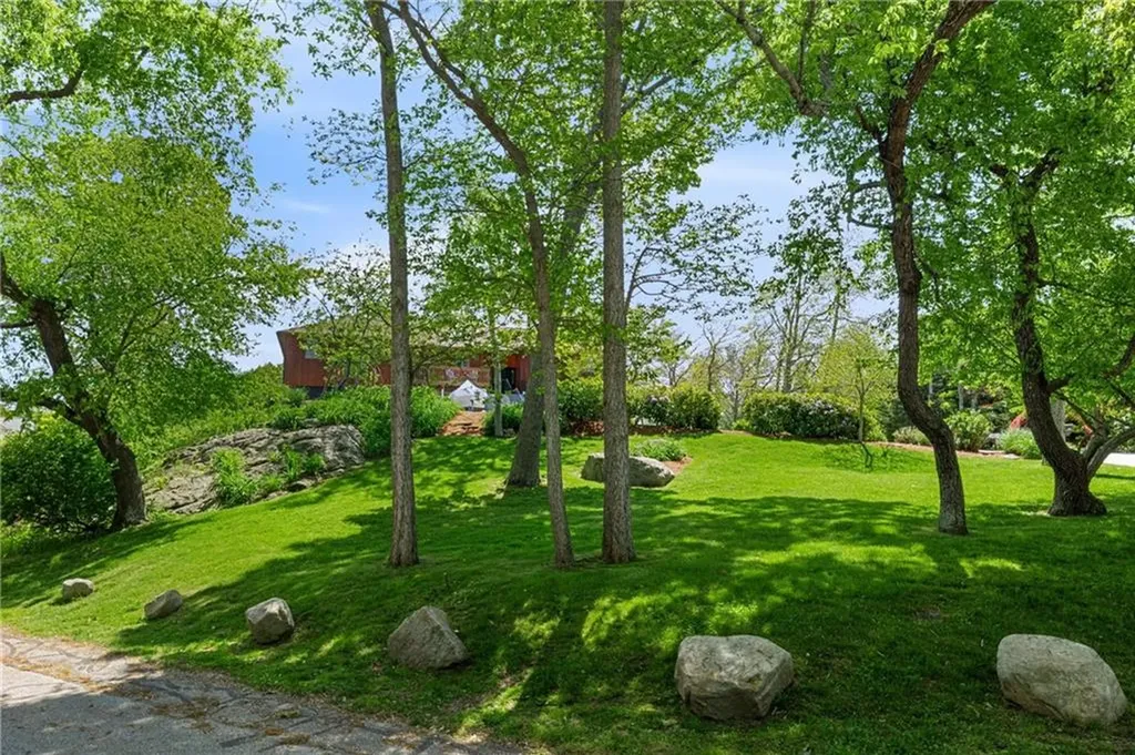 11 Cove Road Narragansett RI 02882