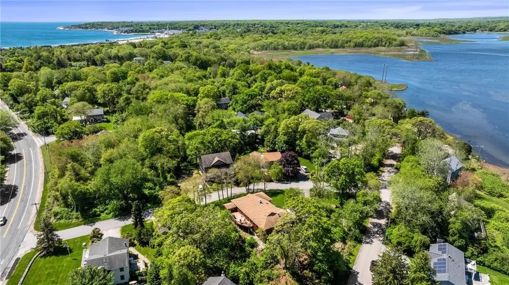 11 Cove Road Narragansett RI 02882