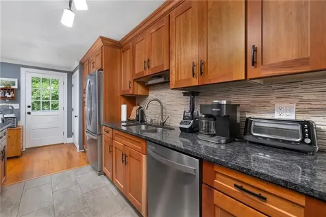 139 Fletcher Road North Kingstown RI 02852