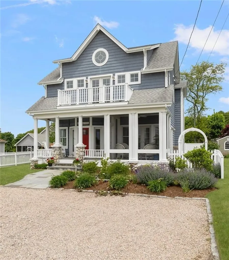 439 Wandsworth Street Narragansett RI 02882