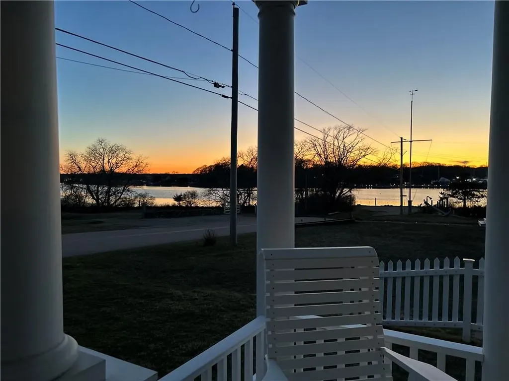 439 Wandsworth Street Narragansett RI 02882