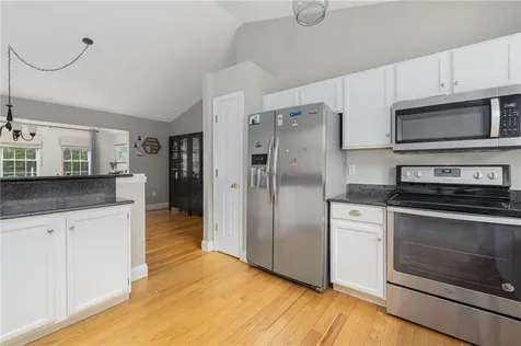 299 South Christopher Avenue Tiverton RI 02878