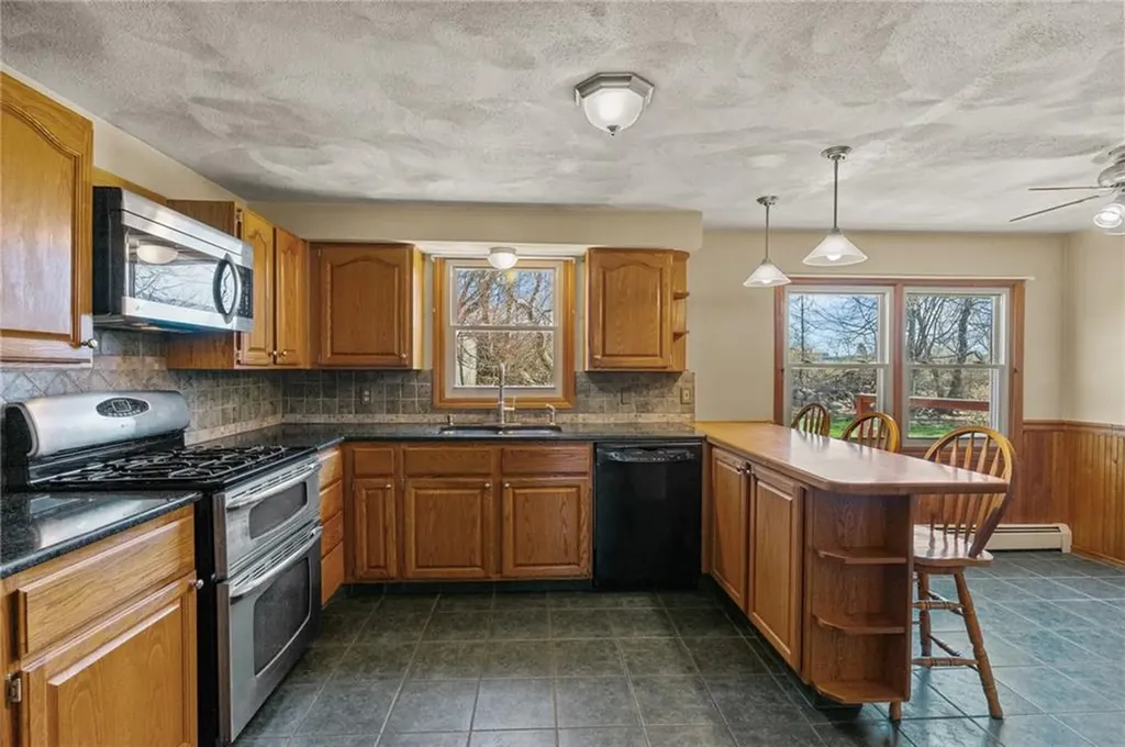 9 Greenview Street Cumberland RI 02864