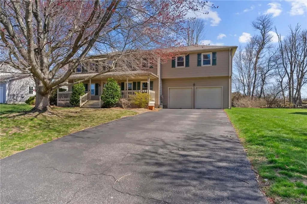 9 Greenview Street Cumberland RI 02864