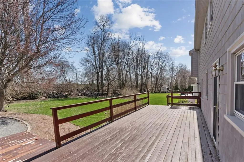 9 Greenview Street Cumberland RI 02864