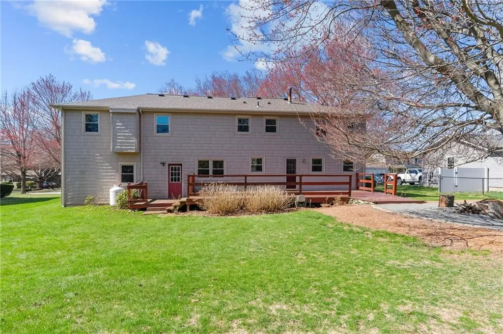 9 Greenview Street Cumberland RI 02864