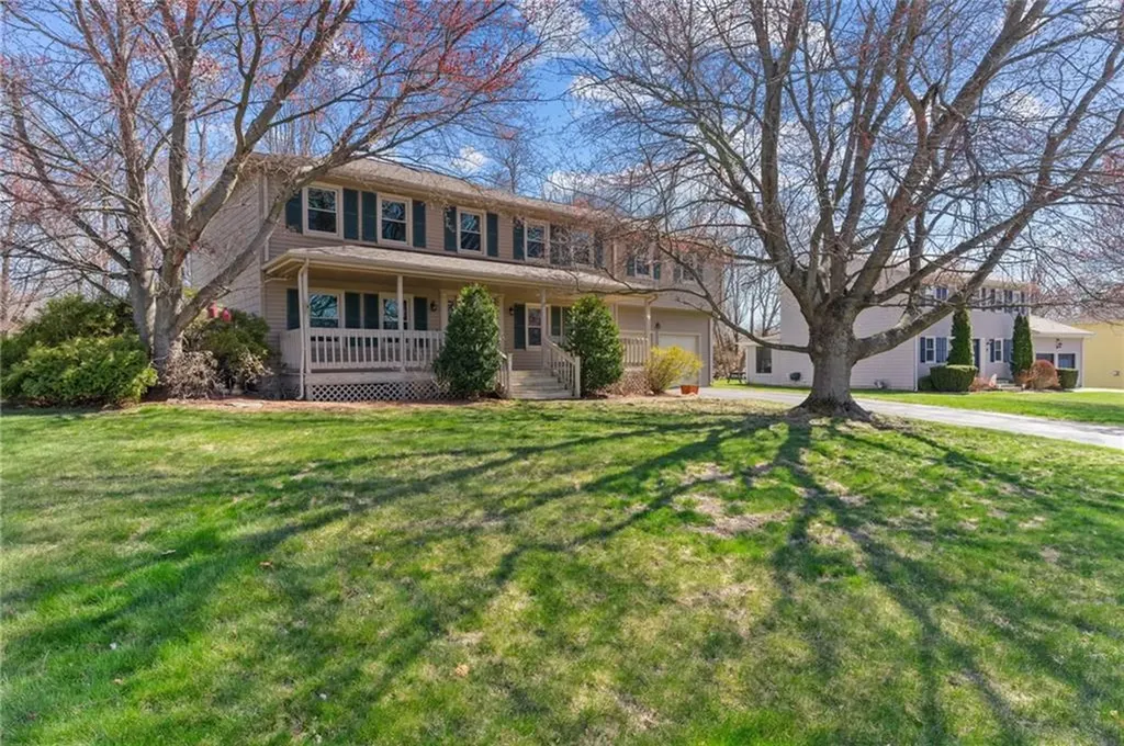 9 Greenview Street Cumberland RI 02864