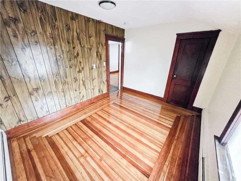 106 Baxter Street Pawtucket RI 02861
