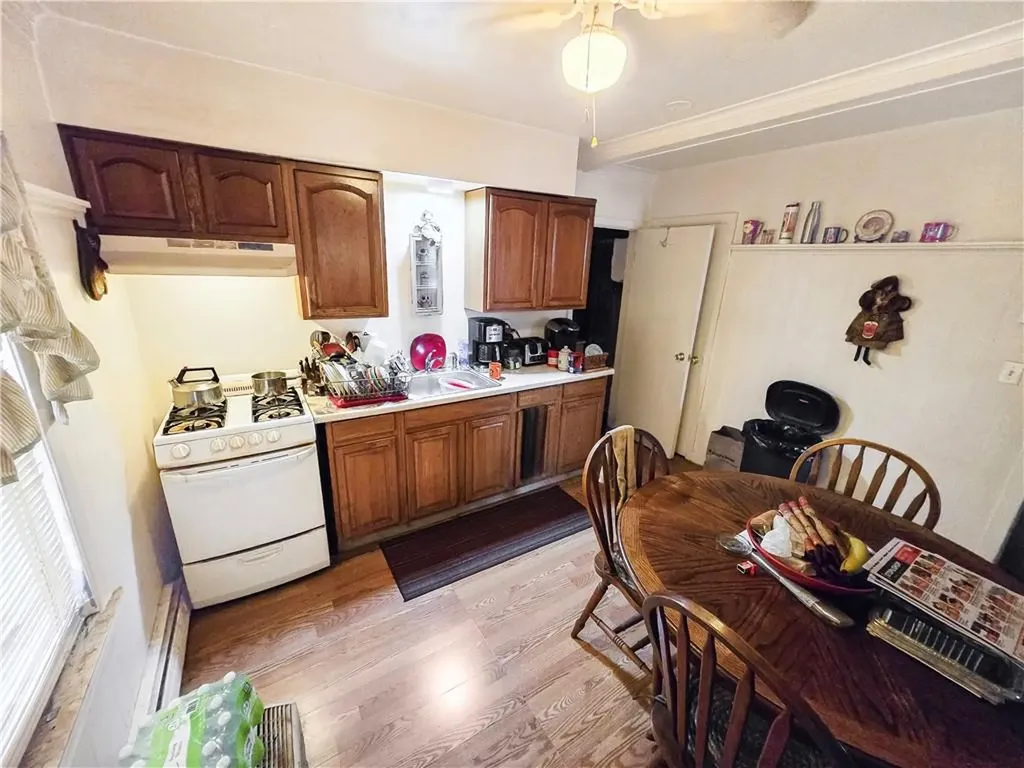 106 Baxter Street Pawtucket RI 02861