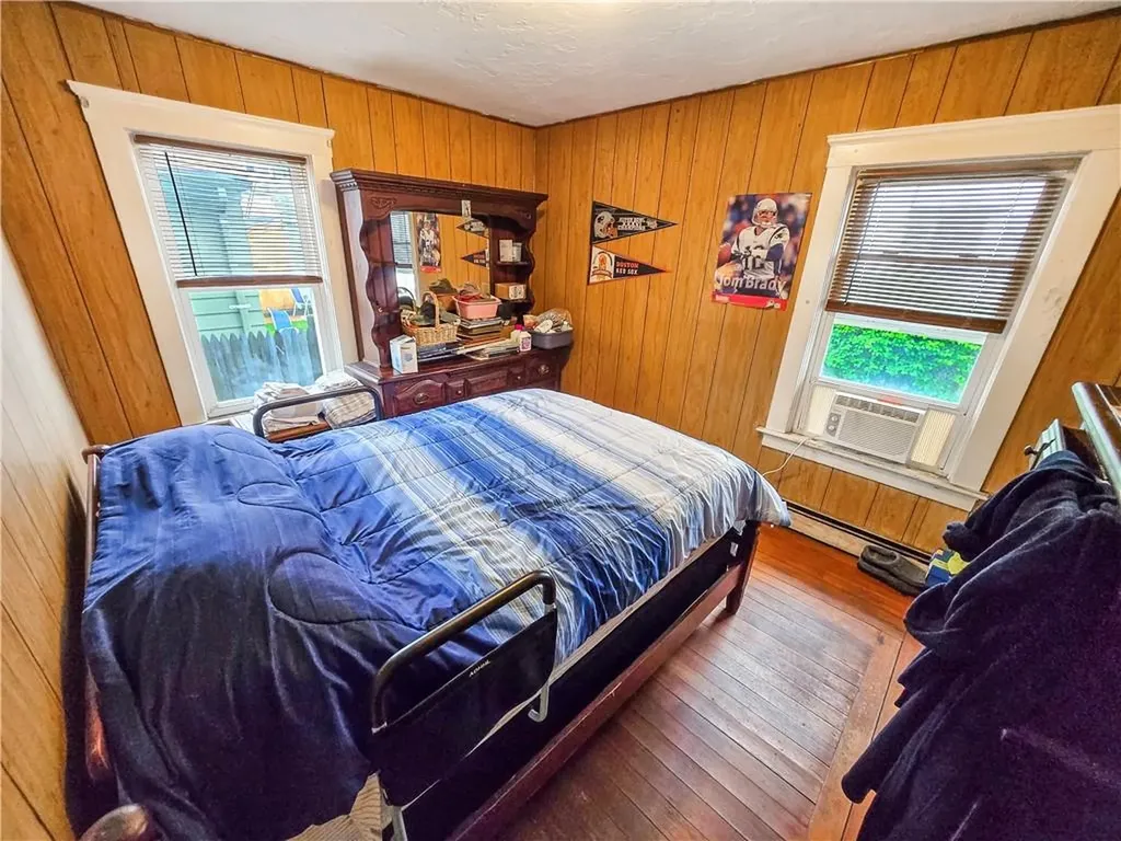 106 Baxter Street Pawtucket RI 02861