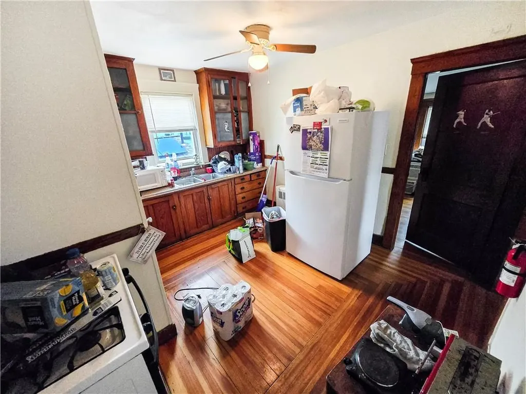 106 Baxter Street Pawtucket RI 02861