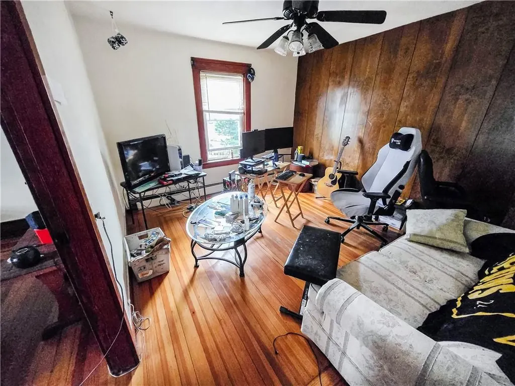 106 Baxter Street Pawtucket RI 02861