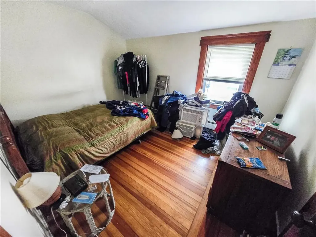 106 Baxter Street Pawtucket RI 02861
