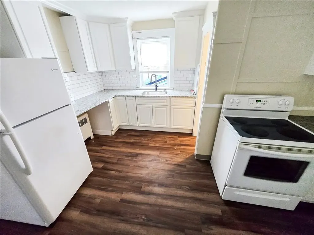 106 Baxter Street Pawtucket RI 02861