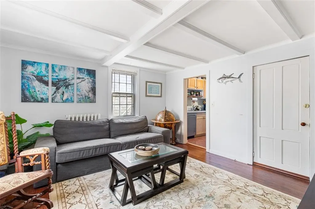 74 Third Street Newport RI 02840