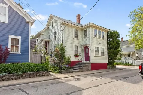 74 Third Street Newport RI 02840