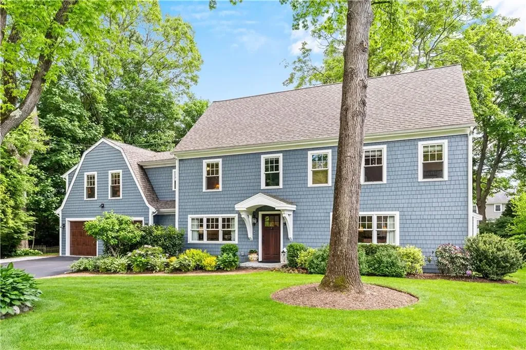36 Ferry Lane Barrington RI 02806