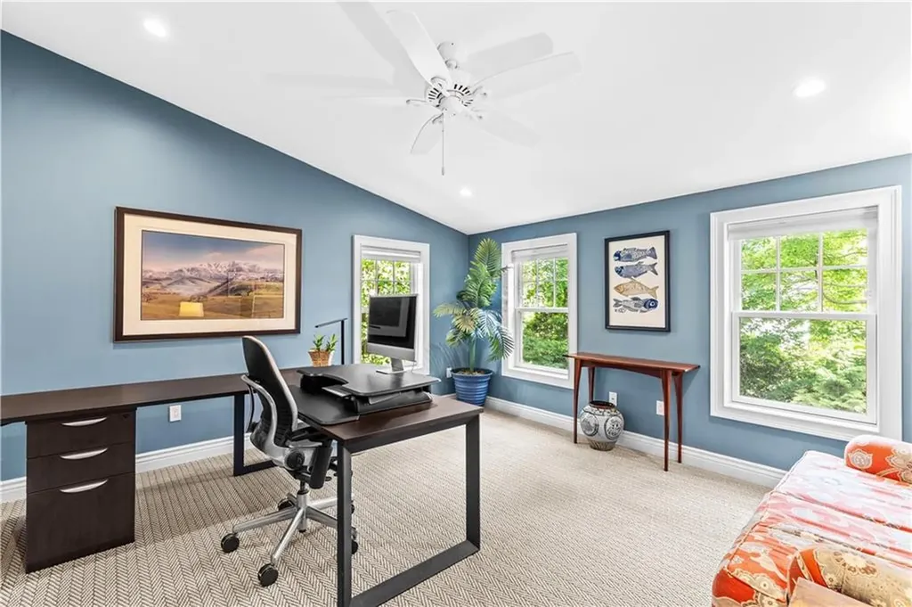 36 Ferry Lane Barrington RI 02806