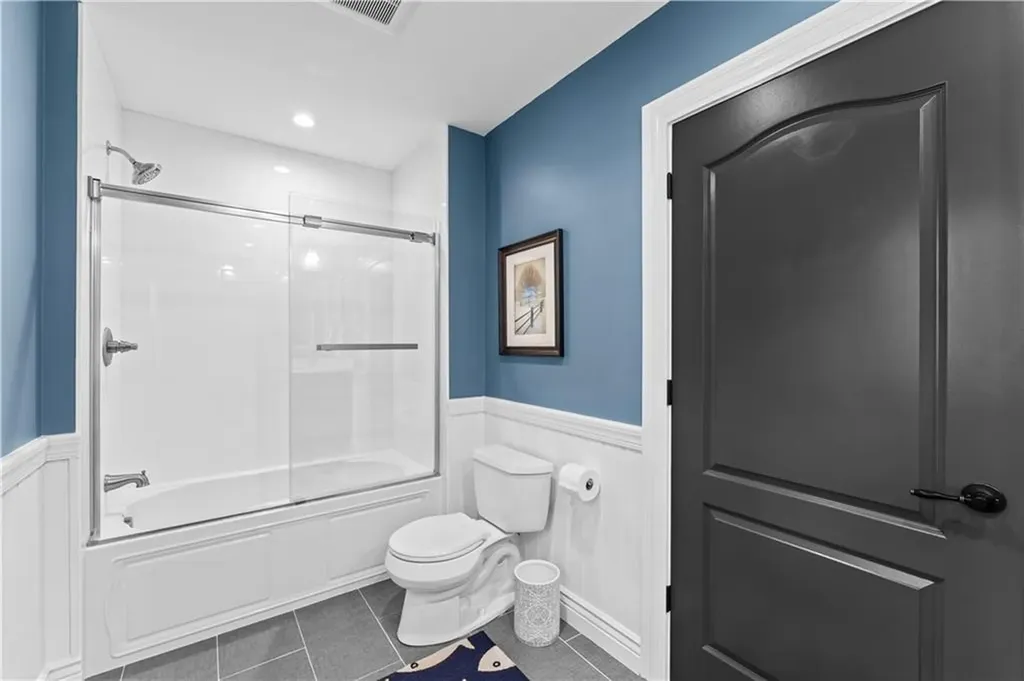 36 Ferry Lane Barrington RI 02806