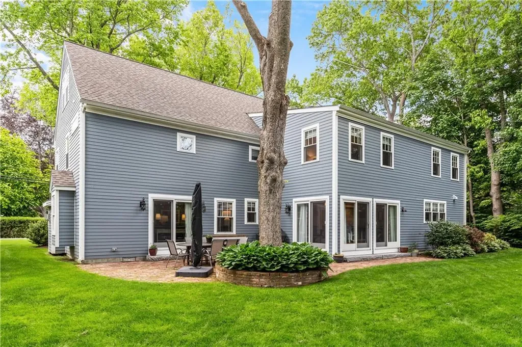 36 Ferry Lane Barrington RI 02806