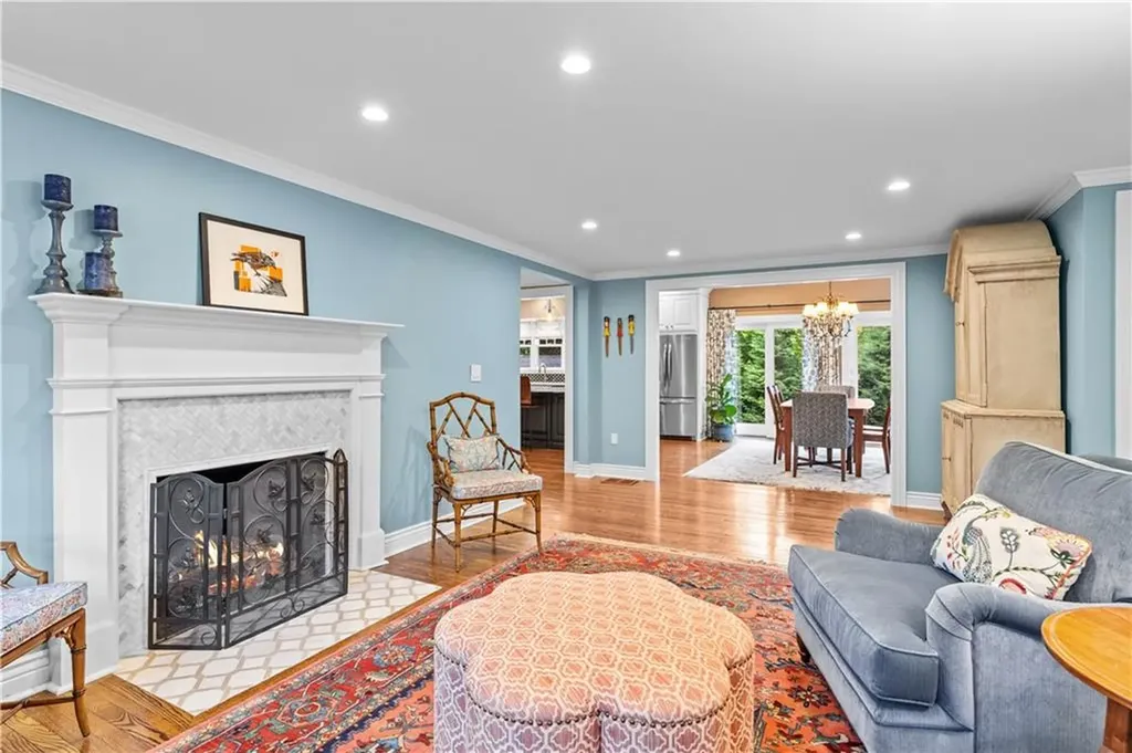 36 Ferry Lane Barrington RI 02806