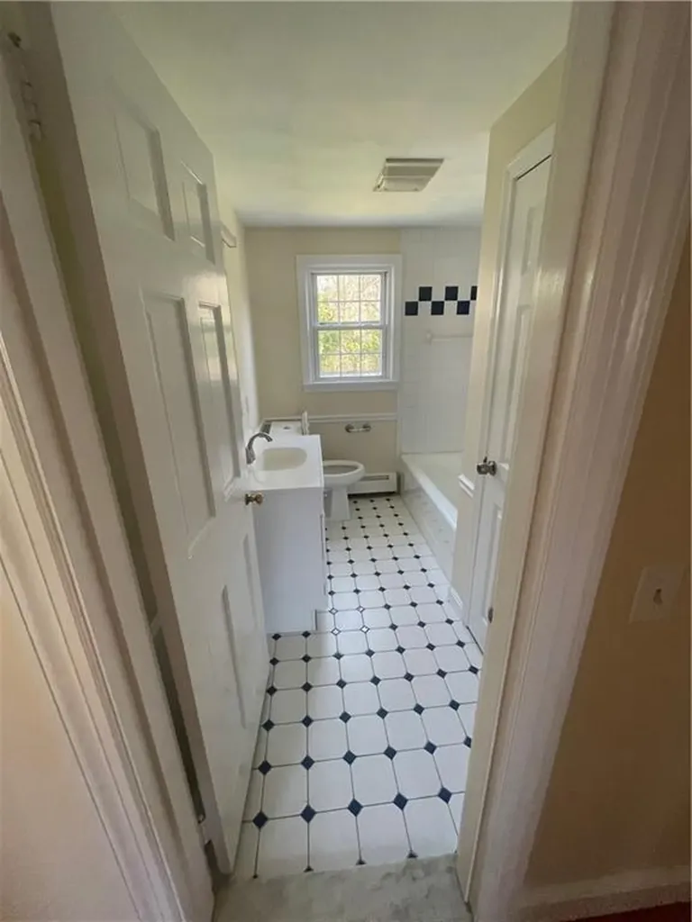 80 Frontier Road Warwick RI 02889