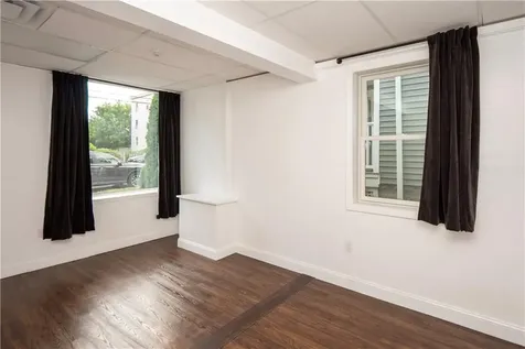 413 High Street Bristol RI 02809