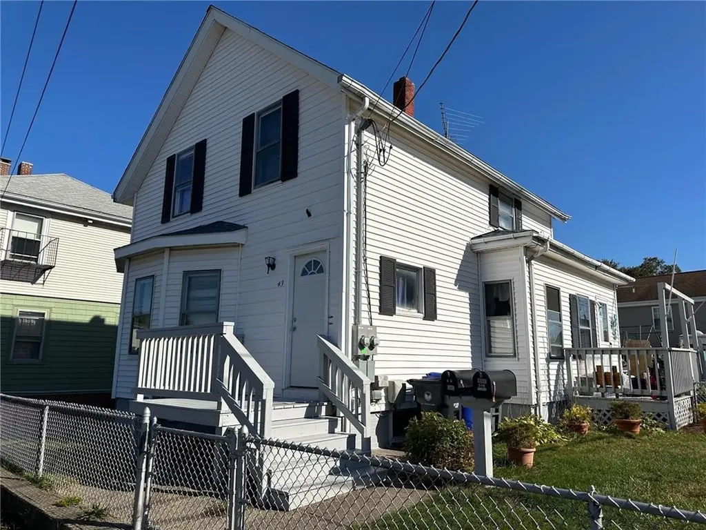 43 Kenyon Avenue Pawtucket RI 02861