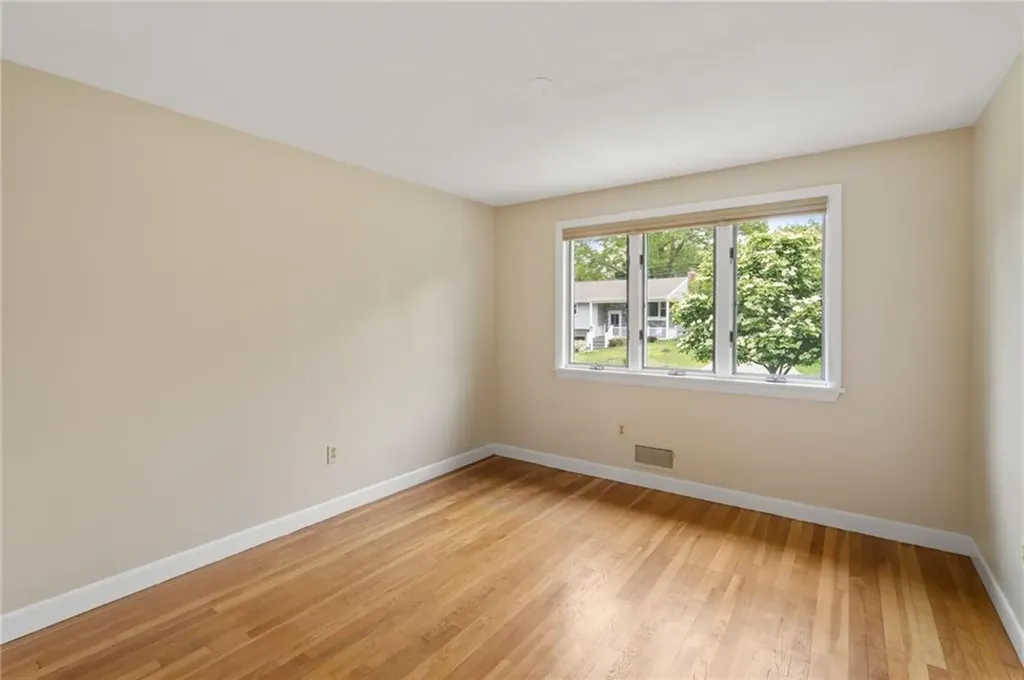 45 Landon Road Warwick RI 02888