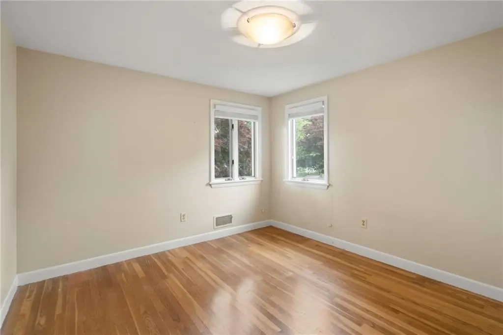 45 Landon Road Warwick RI 02888