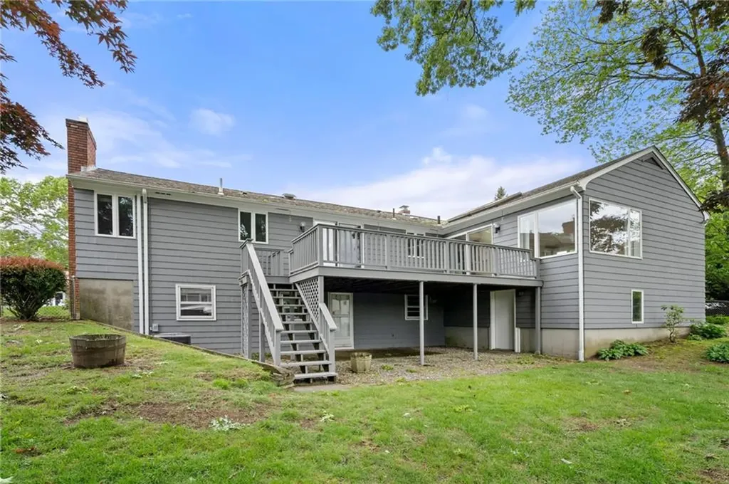 45 Landon Road Warwick RI 02888