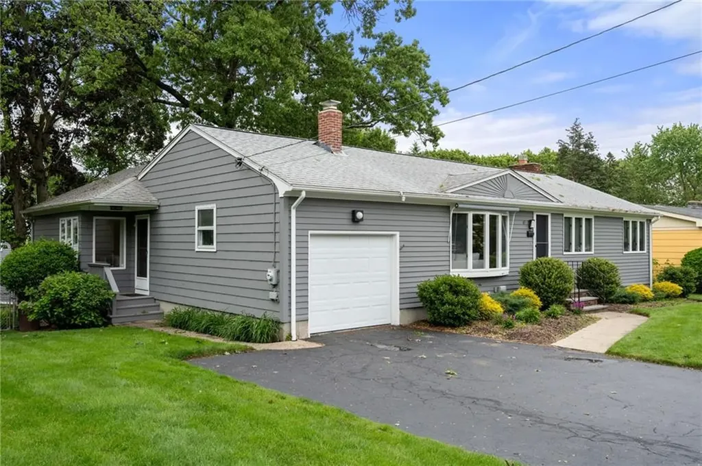 45 Landon Road Warwick RI 02888