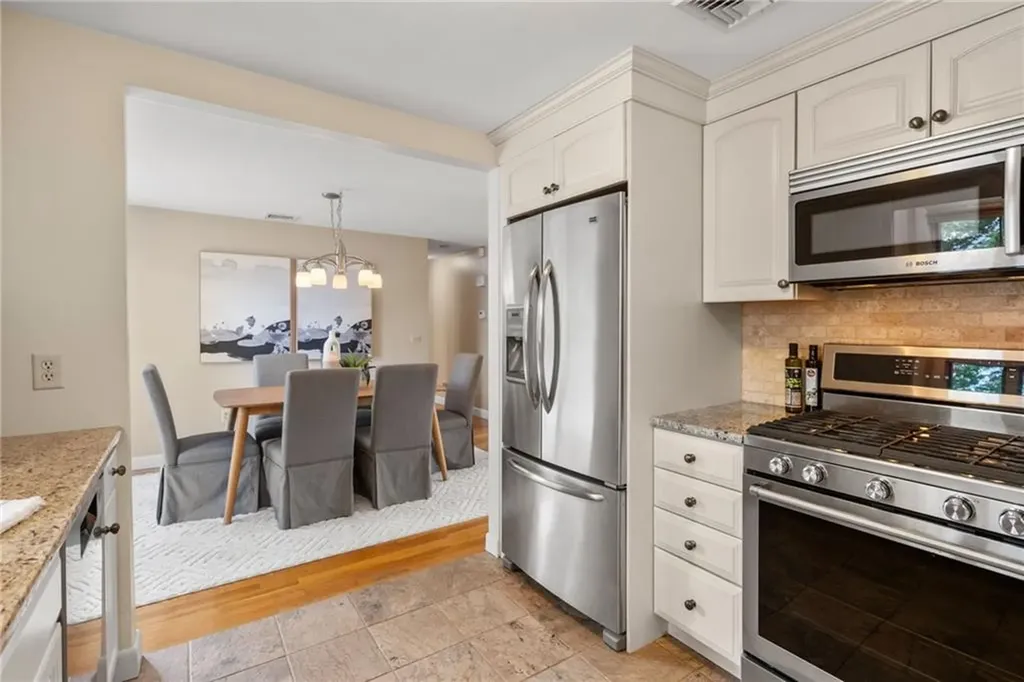 45 Landon Road Warwick RI 02888