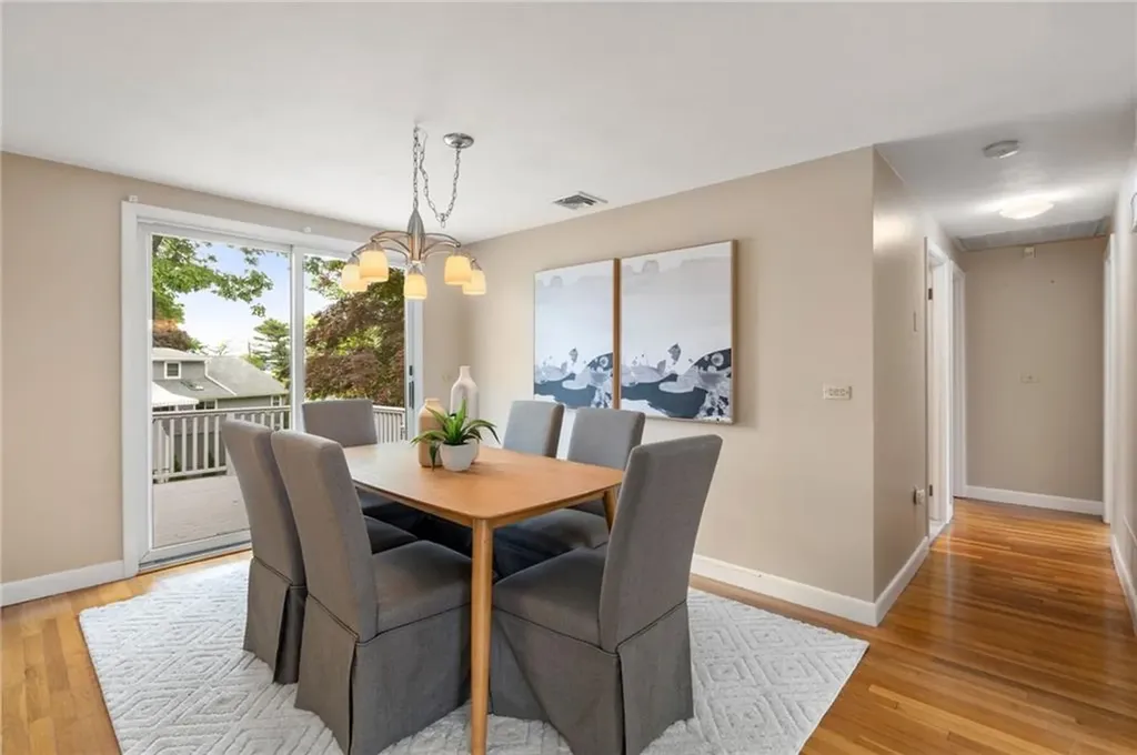45 Landon Road Warwick RI 02888