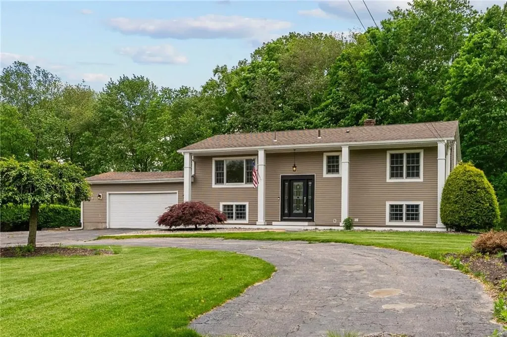 688 Greenville Avenue Johnston RI 02919