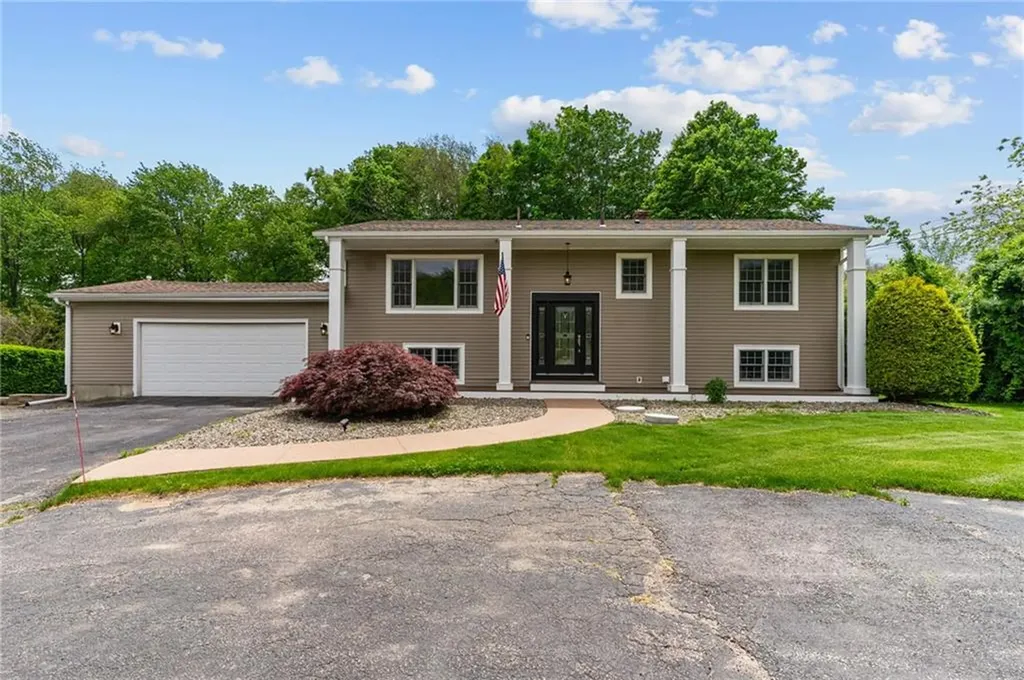 688 Greenville Avenue Johnston RI 02919
