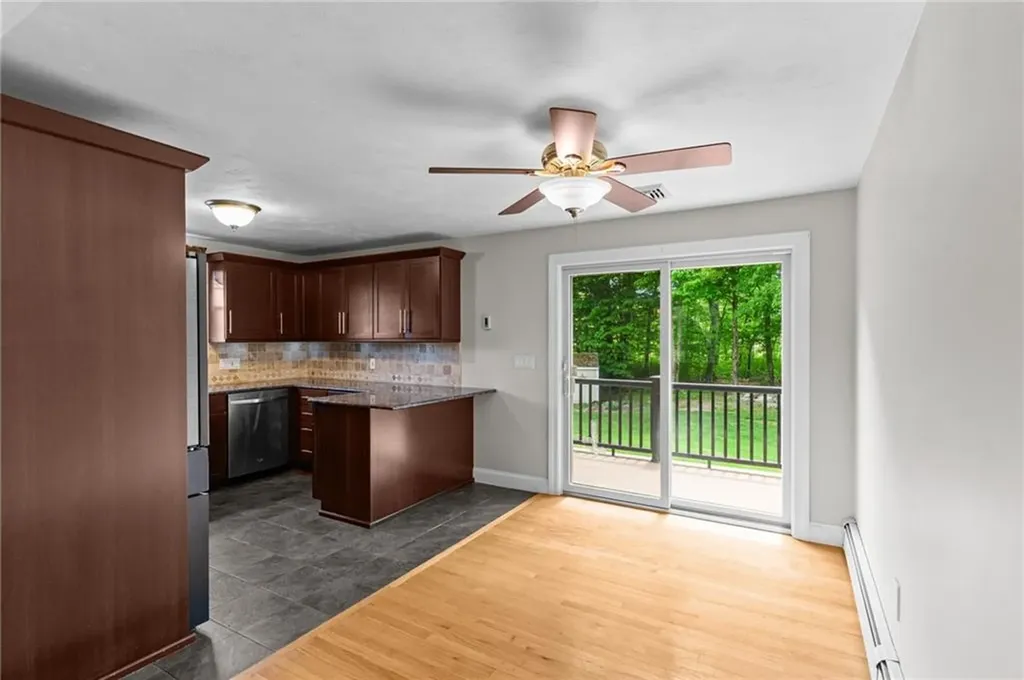 688 Greenville Avenue Johnston RI 02919