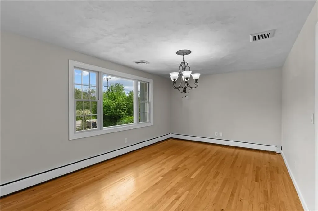688 Greenville Avenue Johnston RI 02919
