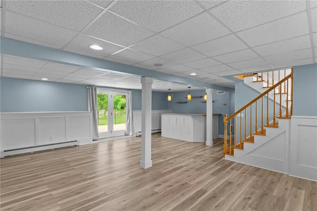 688 Greenville Avenue Johnston RI 02919