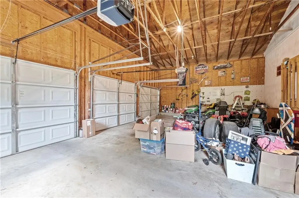 3 Walker Lane Coventry RI 02816