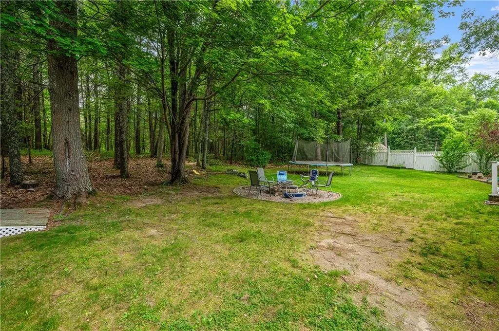 3 Walker Lane Coventry RI 02816