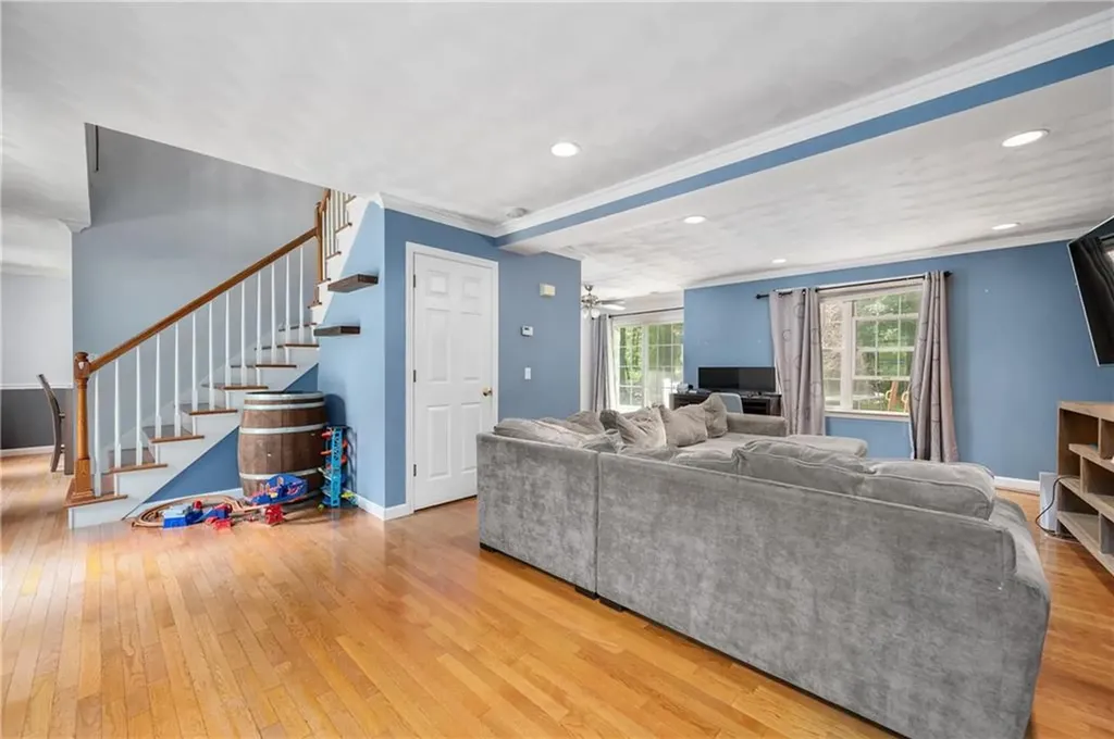 3 Walker Lane Coventry RI 02816