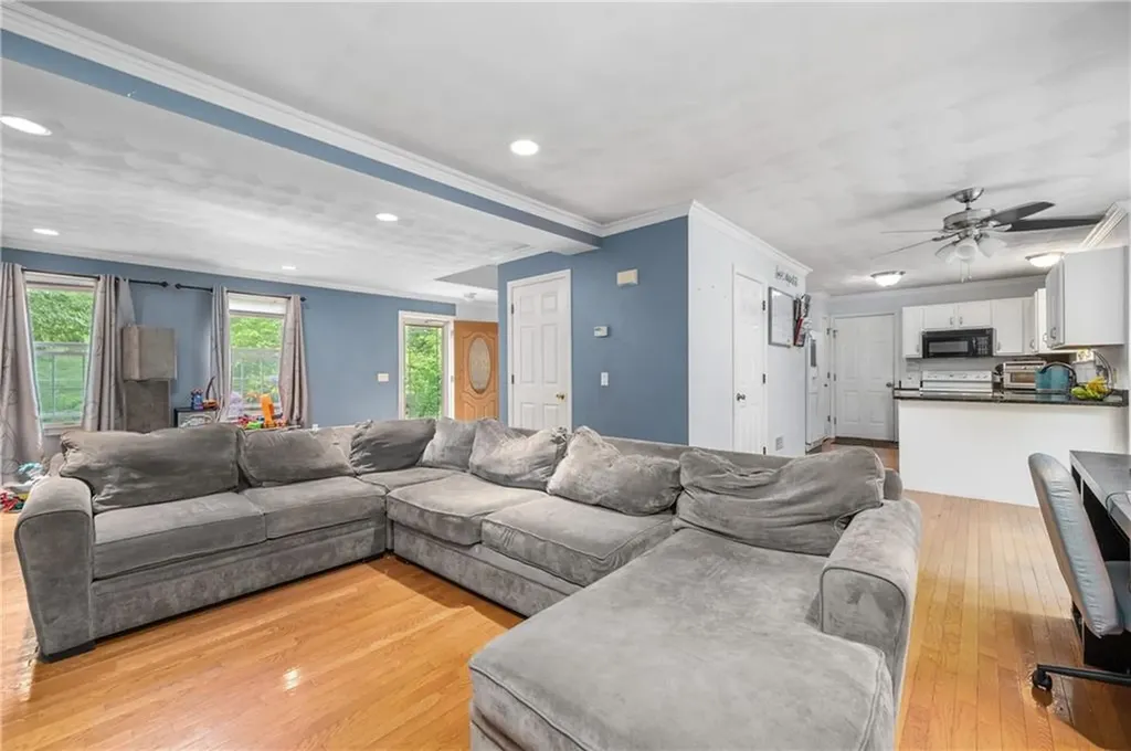 3 Walker Lane Coventry RI 02816