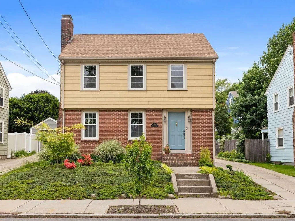 405 Eaton Street Providence RI 02908