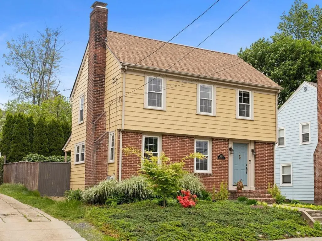 405 Eaton Street Providence RI 02908