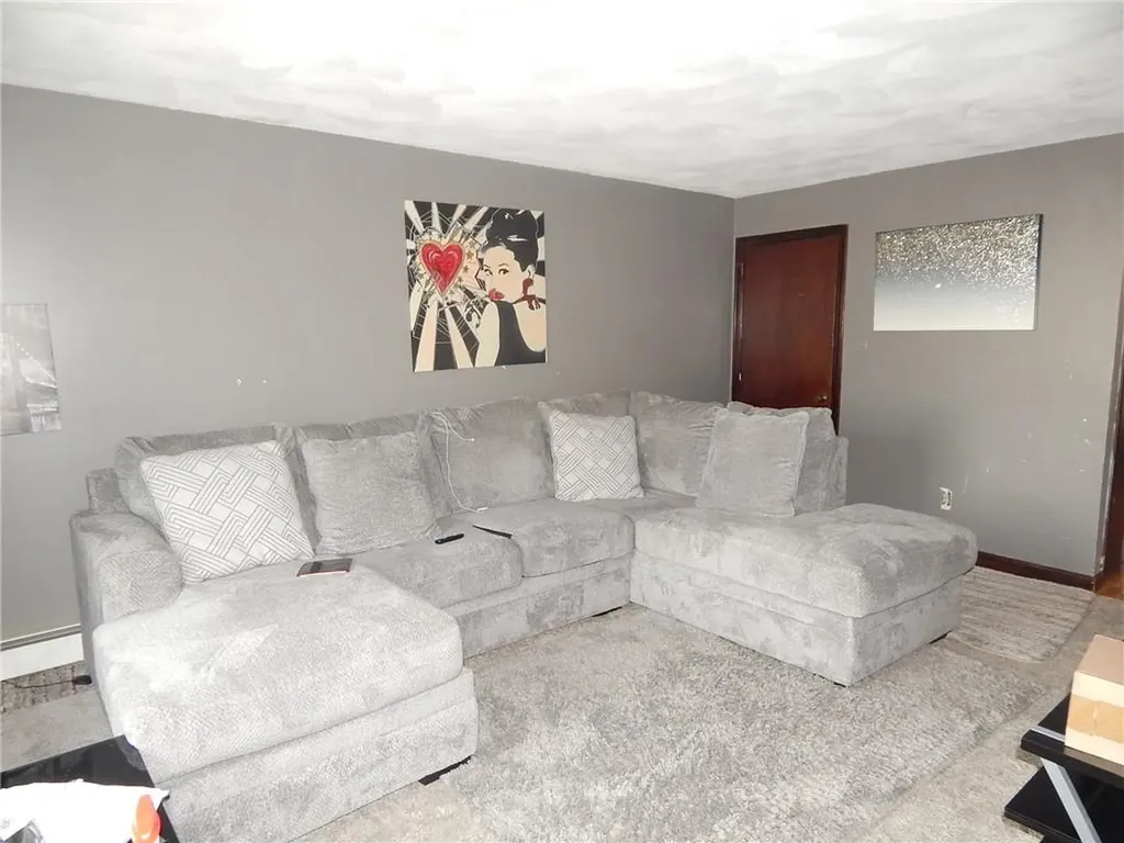 31 Compton Street Providence RI 02908