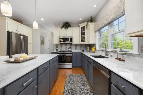 114 Teaberry Drive Tiverton RI 02878